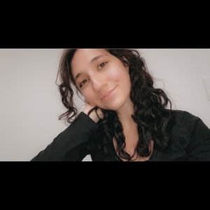 Meet your Posher, Kim